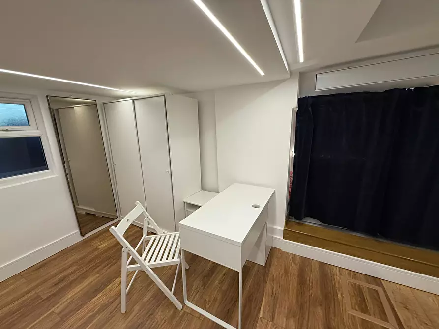 Immagine 7 di Appartamento in affitto  in Chapter Road a Brent
