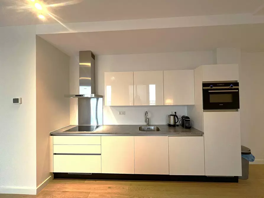 Immagine 5 di Appartamento in affitto  in Van Vollenhovenstraat a Rotterdam