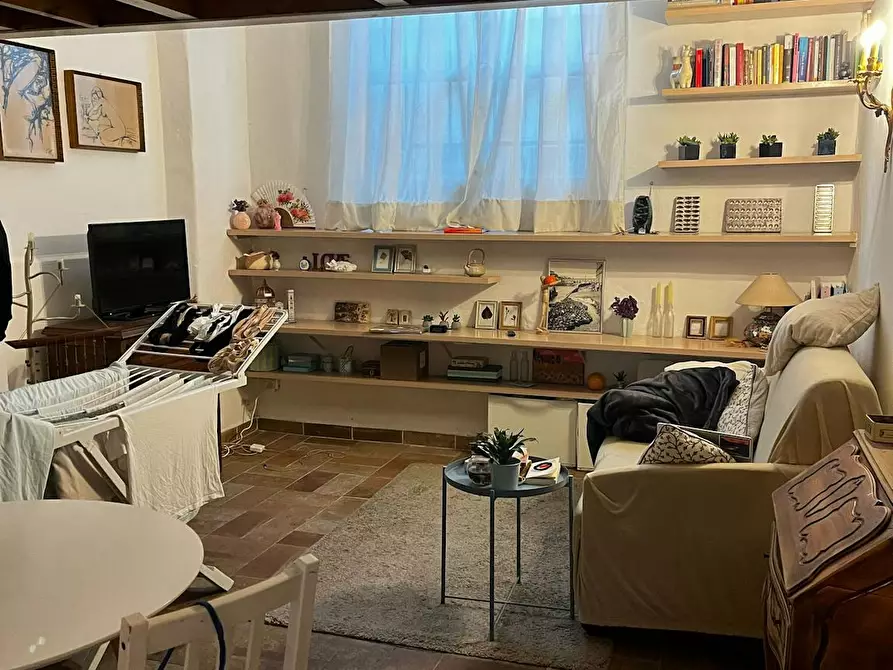 Immagine 10 di Camera in affitto  in Via San Zanobi a Firenze