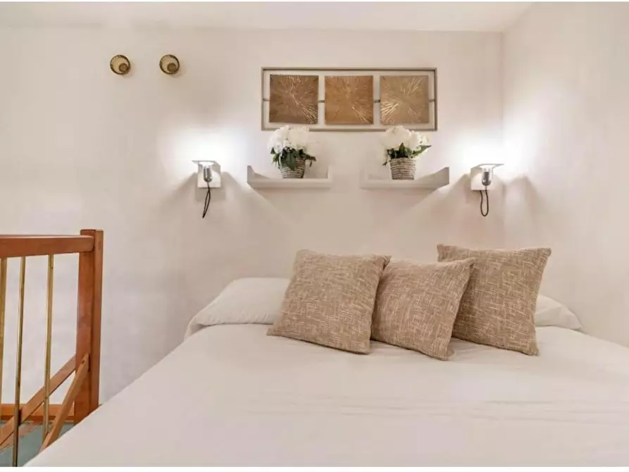 Immagine 2 di Appartamento in affitto  in Borgo Ognissanti a Firenze