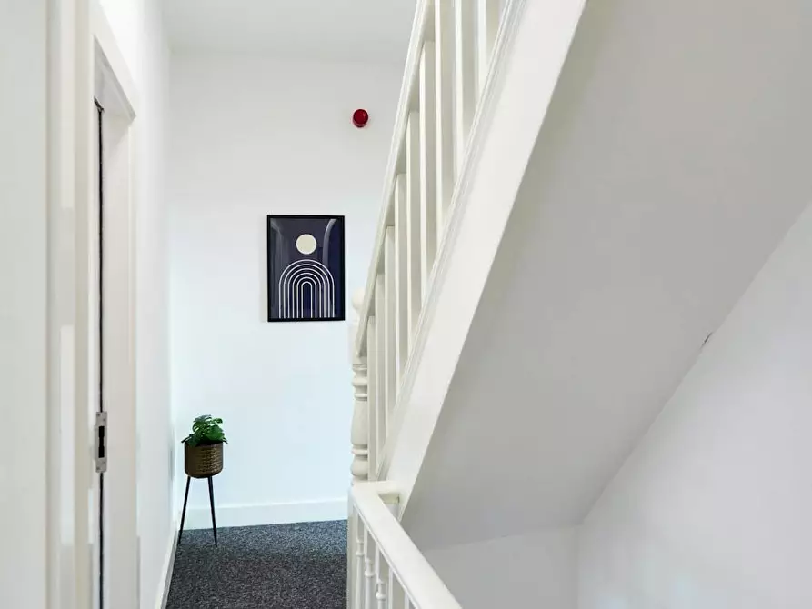 Immagine 6 di Casa indipendente in affitto  in Harold Terrace a 