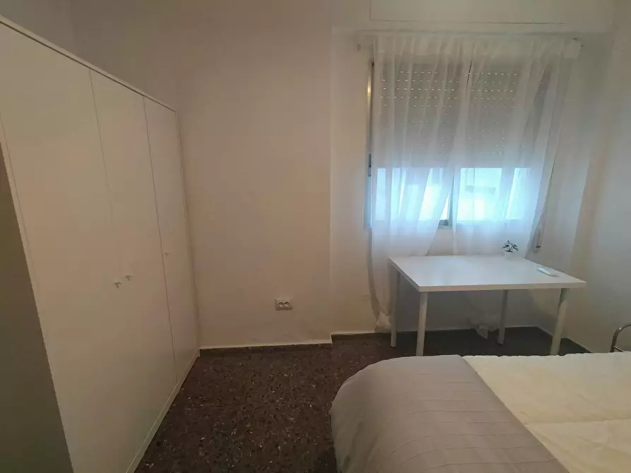 Immagine 7 di Camera in affitto  in Carrer del Duc de Mandas a Valencia