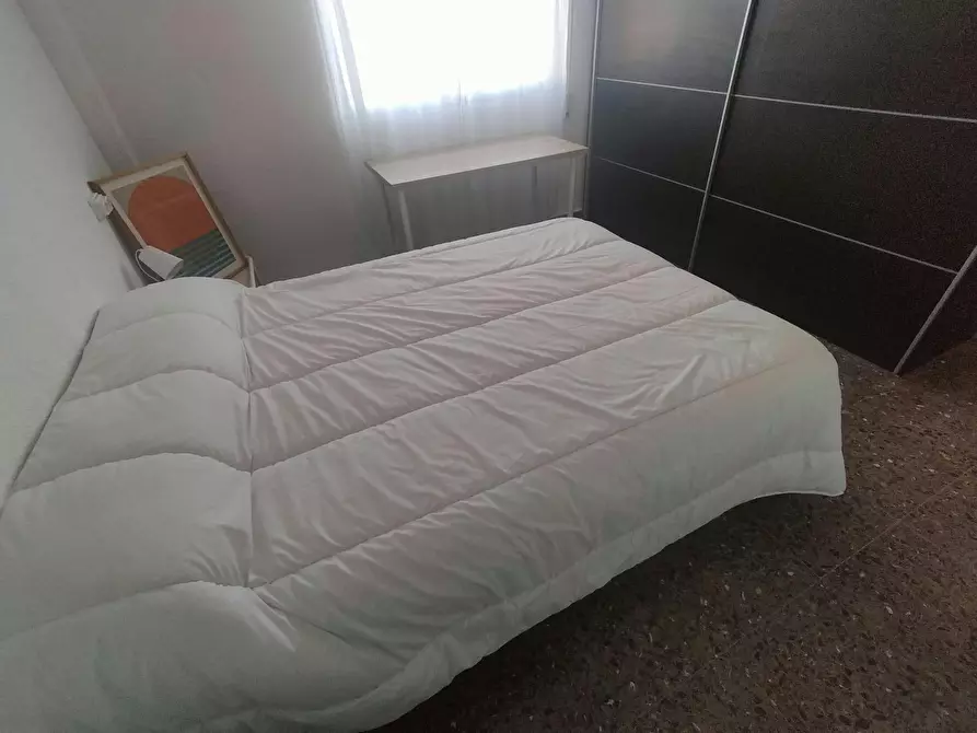 Immagine 4 di Camera in affitto  in Carrer del Duc de Mandas a Valencia