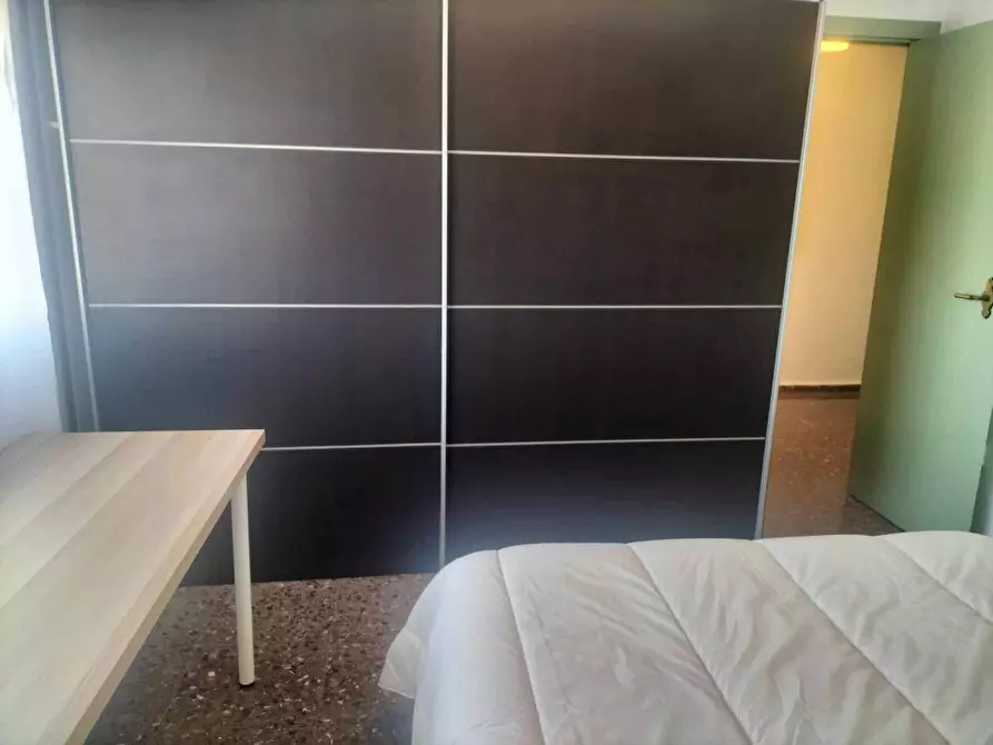 Immagine 6 di Camera in affitto  in Carrer del Duc de Mandas a Valencia