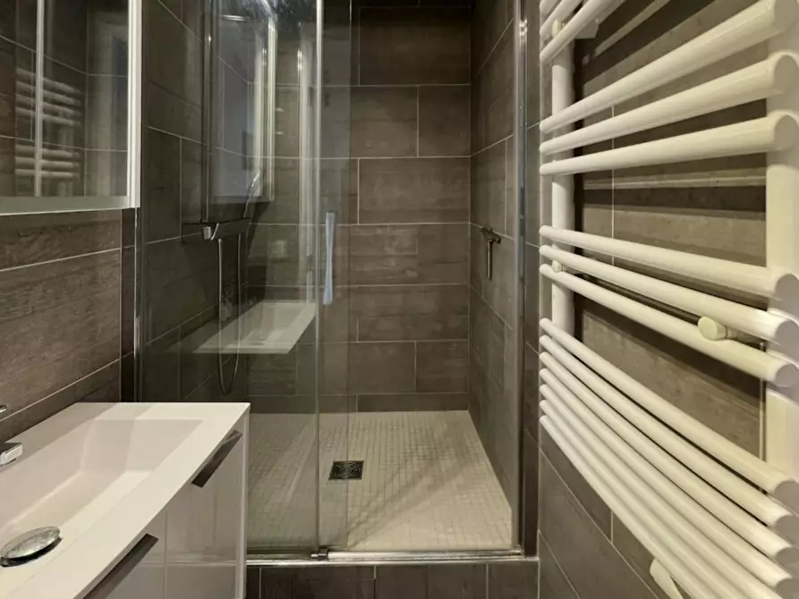 Immagine 2 di Appartamento in affitto  in Rue Florent Dancourt a Suresnes