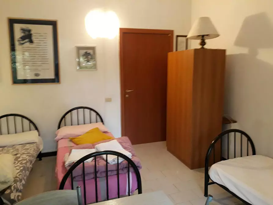 Immagine 2 di Camera condivisa in affitto  in Via Giacomo di Mino il Pellicciaio a Siena