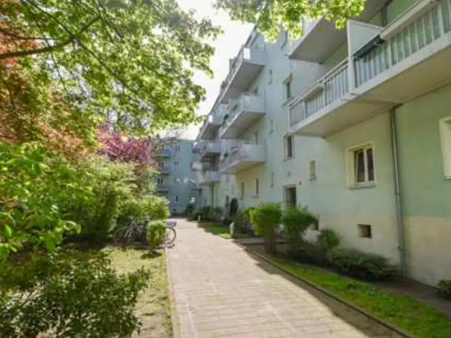 Immagine 7 di Appartamento in affitto  in Rudolf-Schwarz-Straße a Berlin