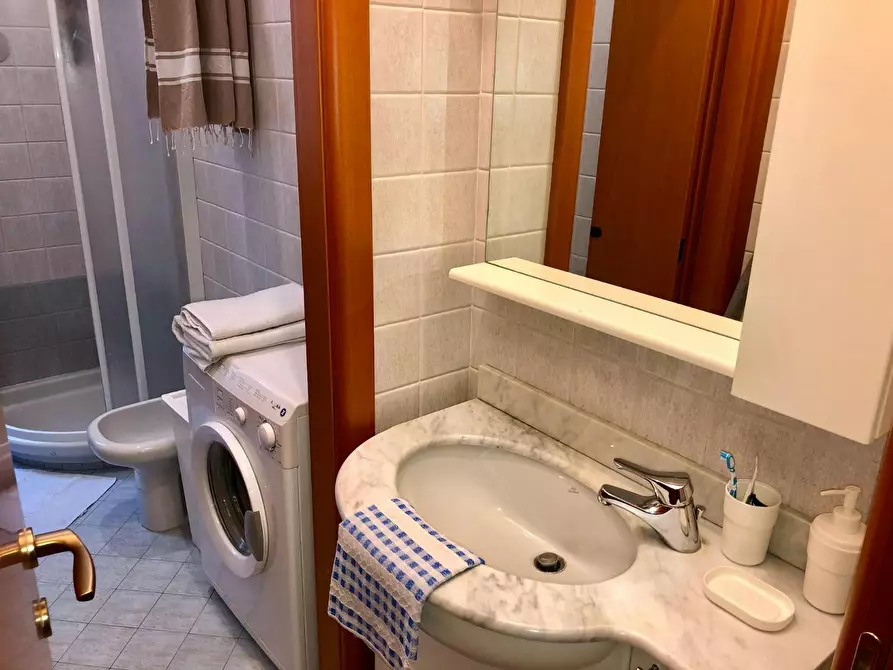 Immagine 6 di Casa indipendente in affitto  in Via Salasco a Milano