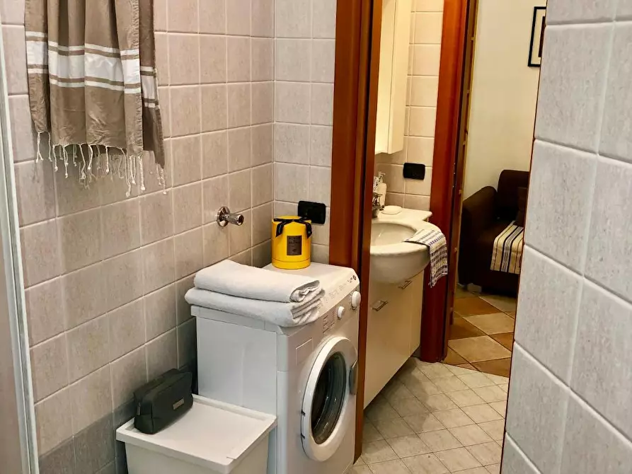 Immagine 8 di Casa indipendente in affitto  in Via Salasco a Milano