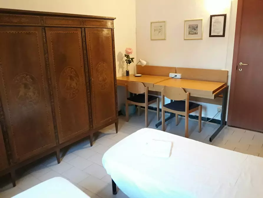 Immagine 3 di Camera condivisa in affitto  in Via Giacomo di Mino il Pellicciaio a Siena