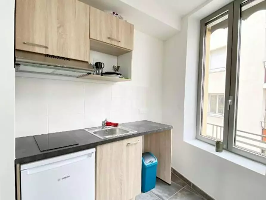 Immagine 6 di Appartamento in affitto  in Avenue Roger Salengro a Villeurbanne