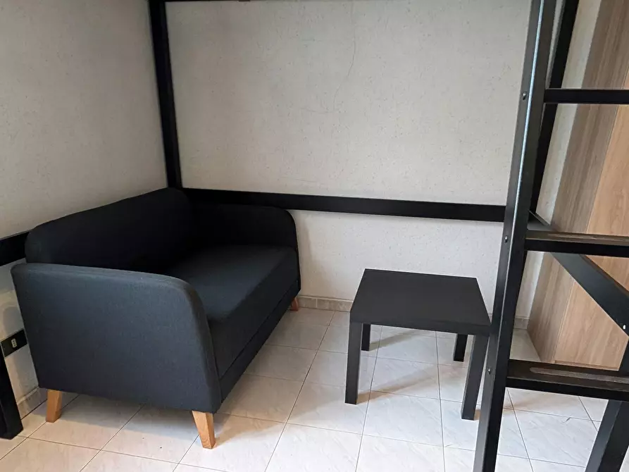 Immagine 3 di Camera in affitto  in Via Termopili a Milano