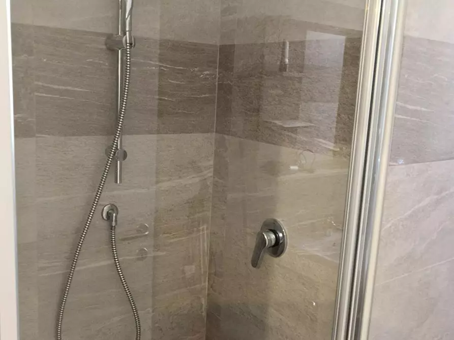 Immagine 10 di Camera condivisa in affitto  in Via Casentino a Milano