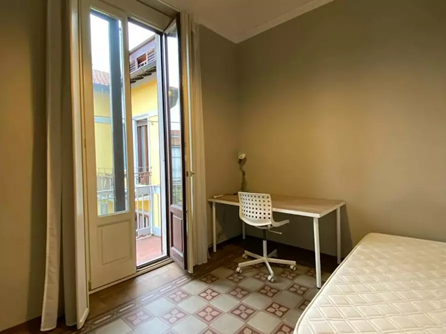 Immagine 3 di Camera in affitto  in Via Giulio Uberti a Milano