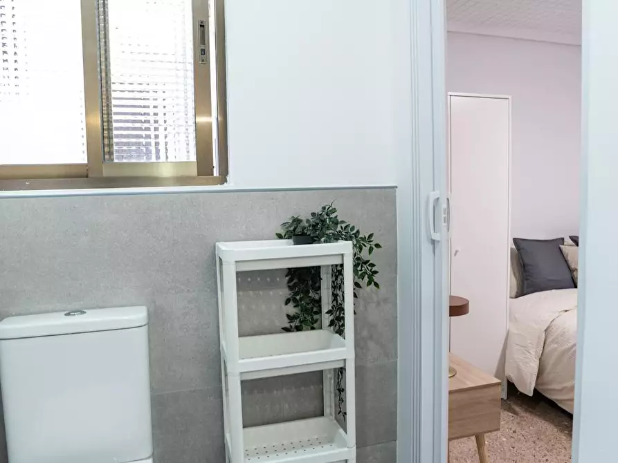 Immagine 8 di Camera in affitto  in Carrer de José Iturbi a Xirivella