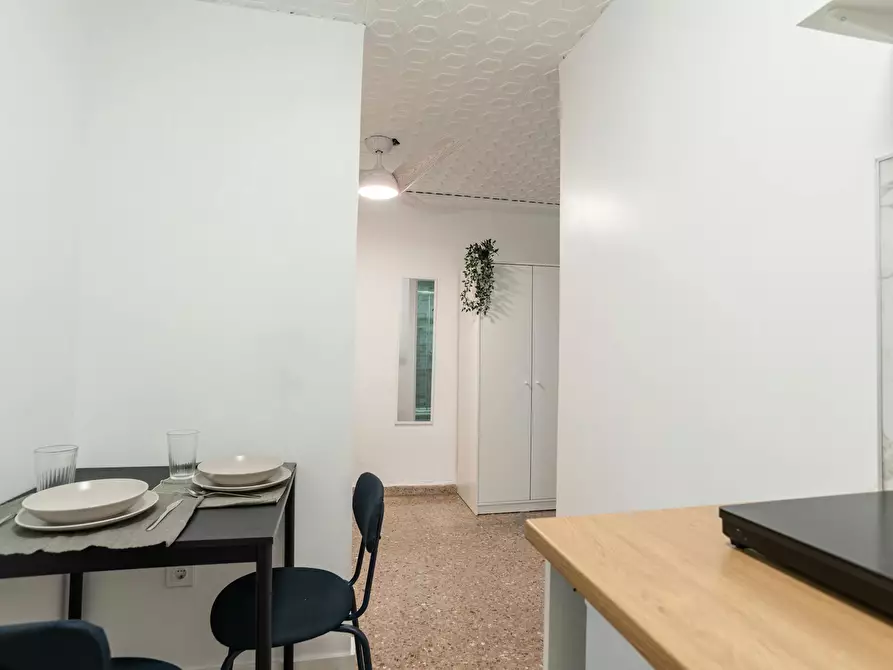 Immagine 6 di Camera in affitto  in Carrer de José Iturbi a Xirivella