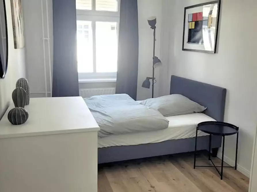Immagine 8 di Appartamento in affitto  in Emser Straße a Berlin
