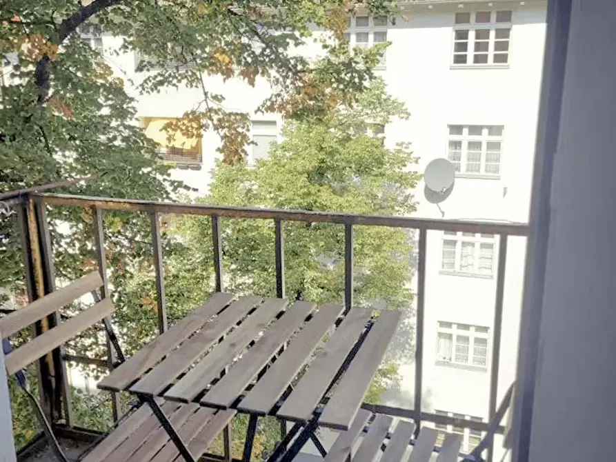 Immagine 4 di Appartamento in affitto  in Emser Straße a Berlin