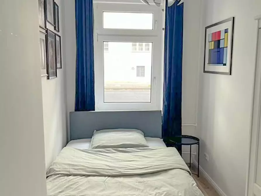 Immagine 9 di Appartamento in affitto  in Emser Straße a Berlin
