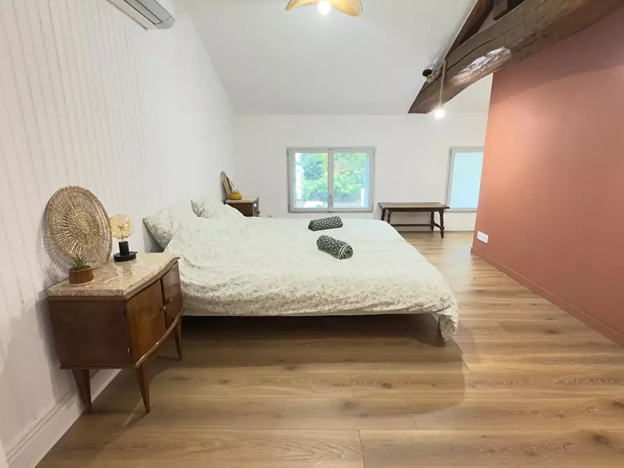 Immagine 1 di Casa indipendente in affitto  in Rue des Mothes a Lalande-de-Pomerol