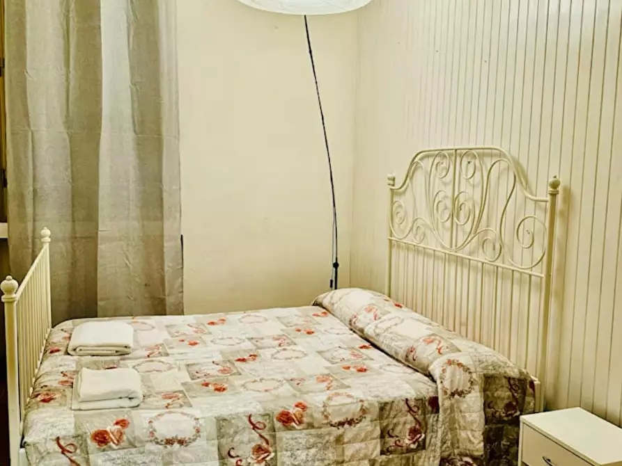 Immagine 1 di Camera in affitto  in Via Monaldo Calari a Bologna