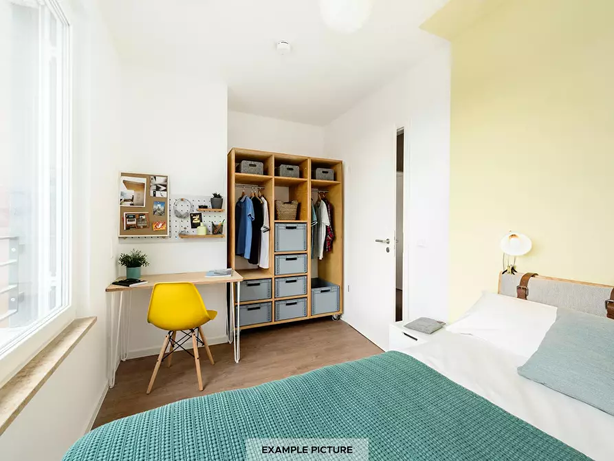 Immagine 2 di Camera in affitto  in Klara-Franke-Straße a Berlin