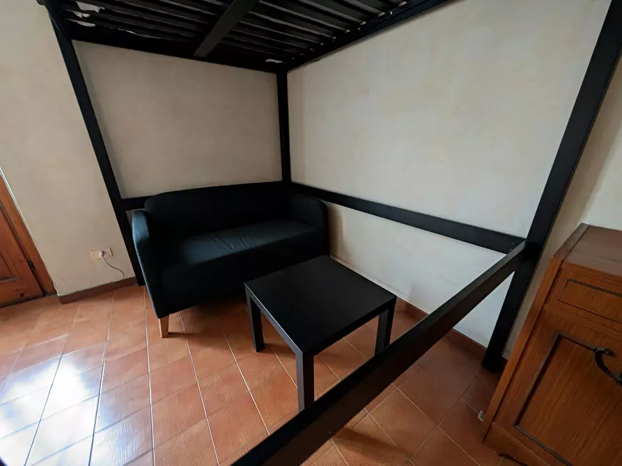 Immagine 2 di Camera in affitto  in Via Termopili a Milano