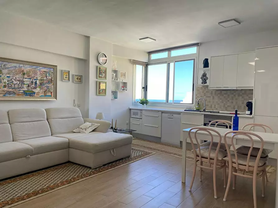 Immagine 1 di Appartamento in affitto  in Avenida Familia de Betancourt y Molina a Puerto De La Cruz