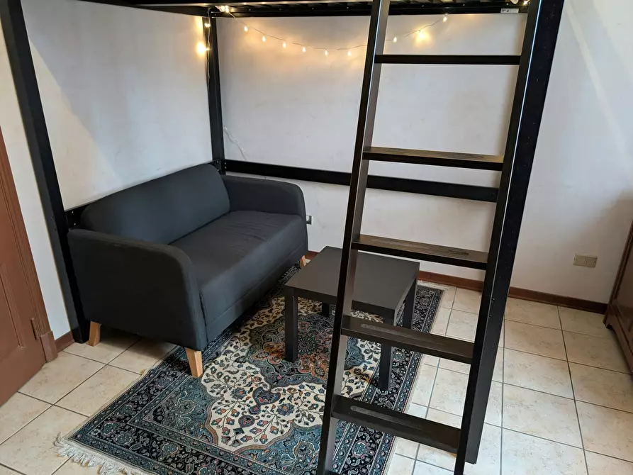 Immagine 2 di Camera in affitto  in Via Termopili a Milano