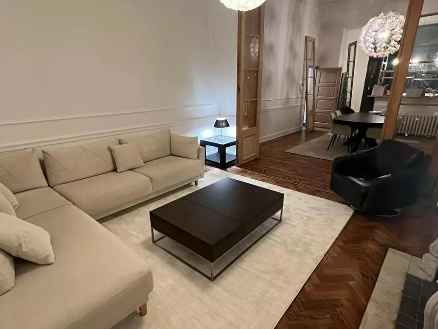 Immagine 6 di Appartamento in affitto  in Rue de Naples a Ixelles