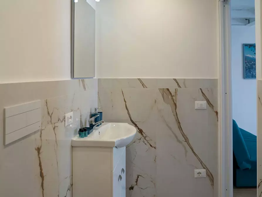 Immagine 6 di Appartamento in affitto  in Via di Mezzo a Firenze