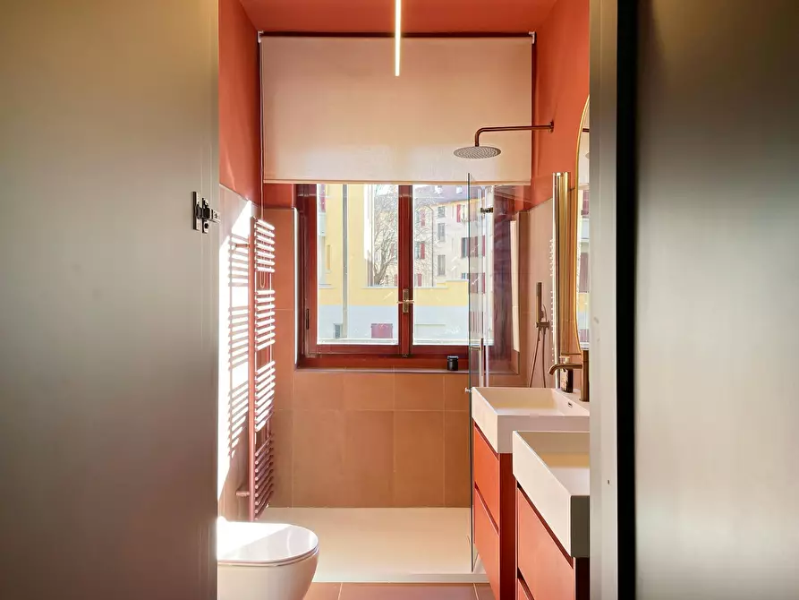 Immagine 4 di Camera in affitto  in Via Comacchio a Milano