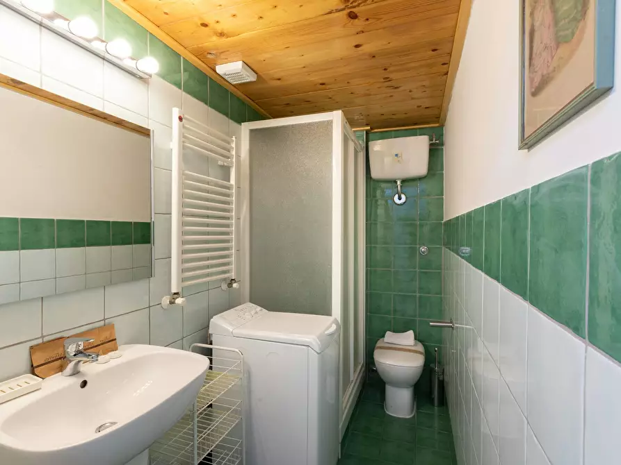 Immagine 6 di Appartamento in affitto  in Via Zucchelli a Roma