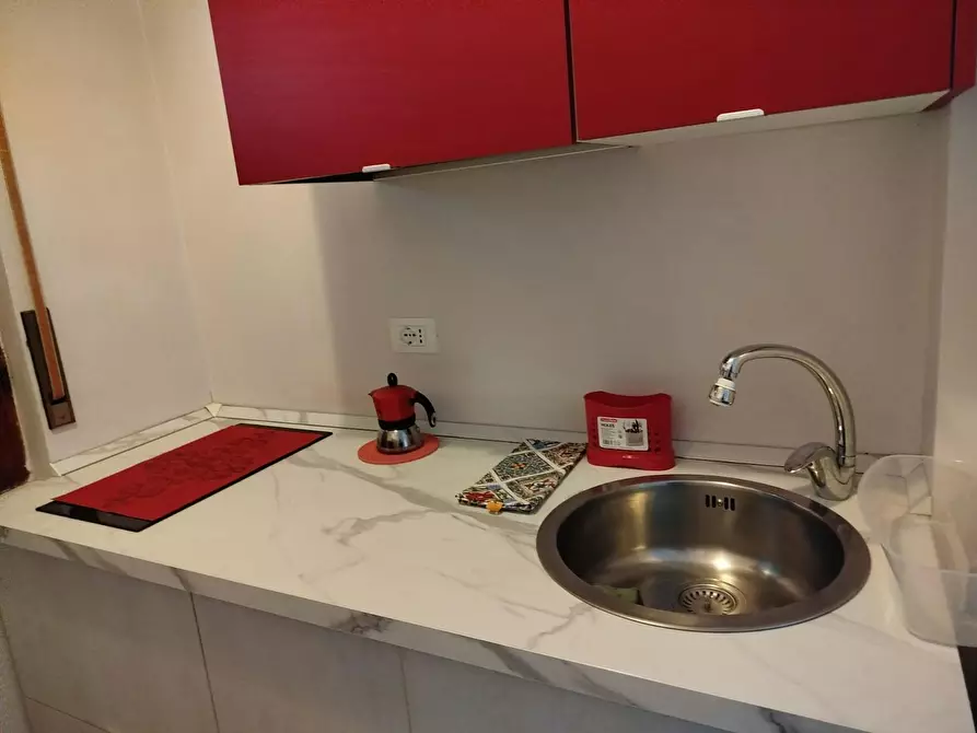 Immagine 6 di Appartamento in affitto  in Via Ventimiglia a Torino