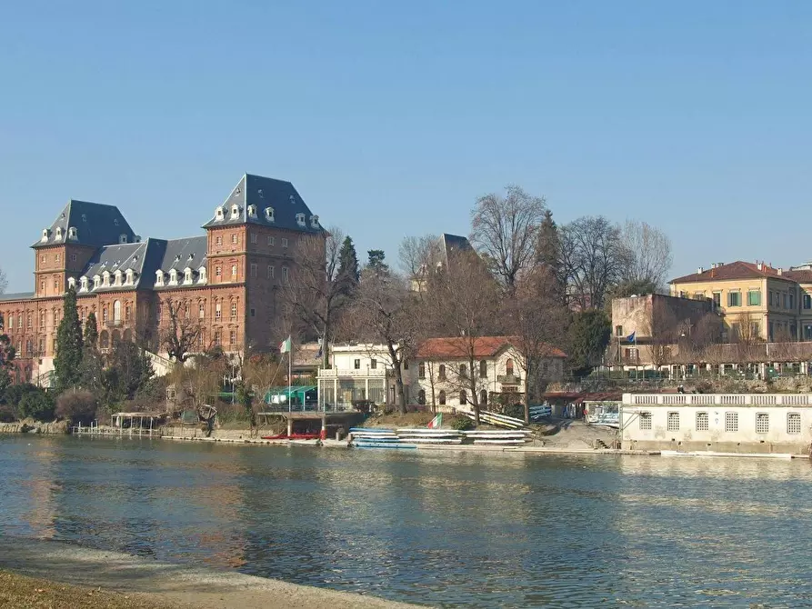 Immagine 8 di Appartamento in affitto  in Via Ventimiglia a Torino