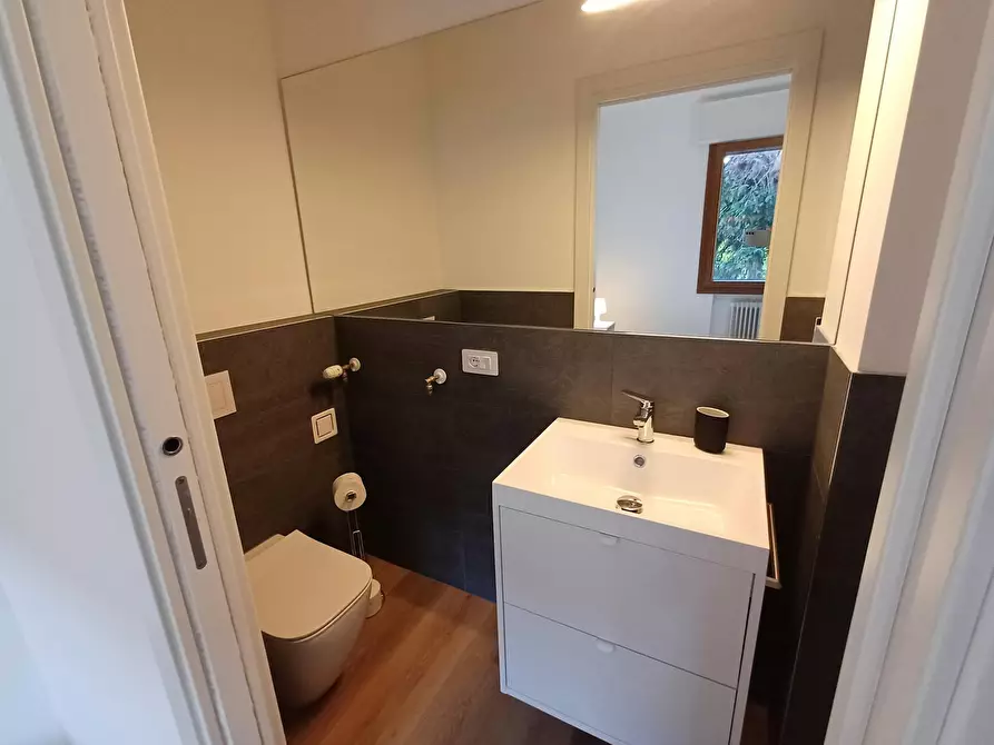 Immagine 7 di Camera in affitto  in Via Michelangelo Buonarroti a Padova