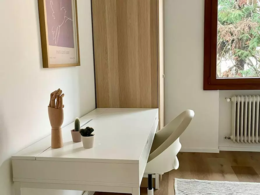 Immagine 5 di Camera in affitto  in Via Michelangelo Buonarroti a Padova