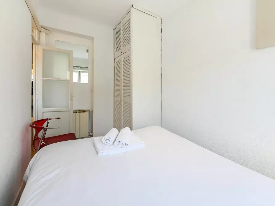 Immagine 5 di Appartamento in affitto  in Calle Porthos a Madrid