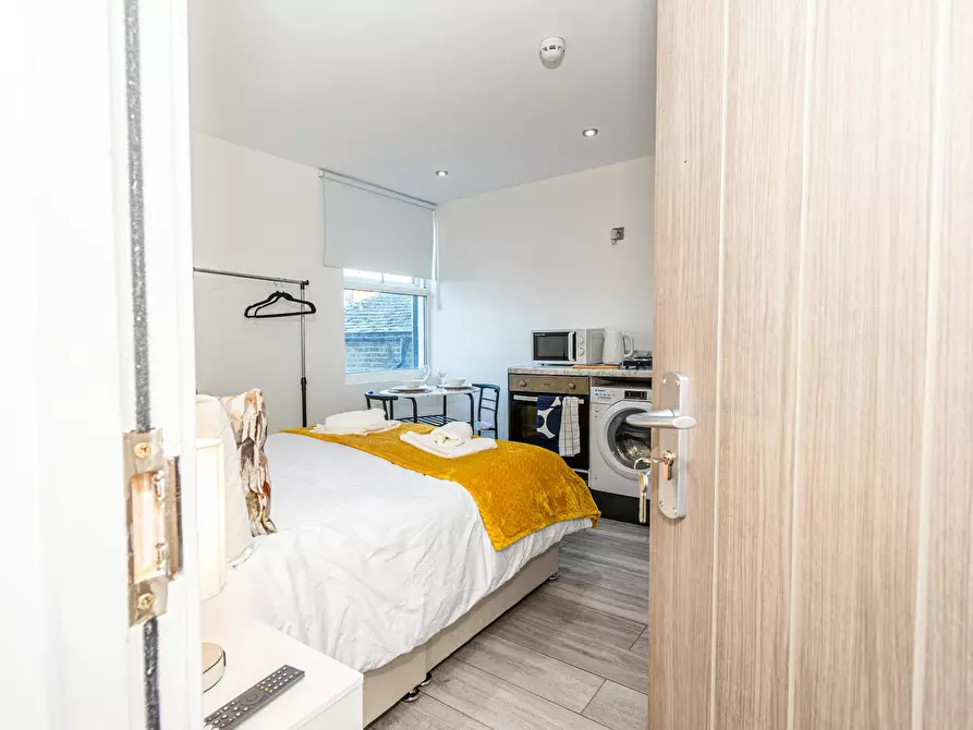 Immagine 7 di Appartamento in affitto  in Mitcham Road a Wandsworth