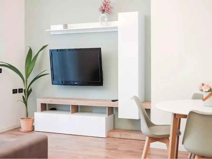 Immagine 2 di Appartamento in affitto  in Via Volturno a Brugherio