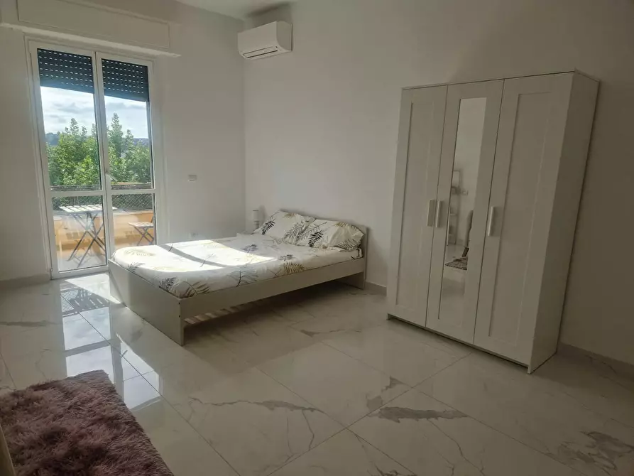 Immagine 3 di Camera in affitto  in Viale Giustiniano Imperatore a Roma