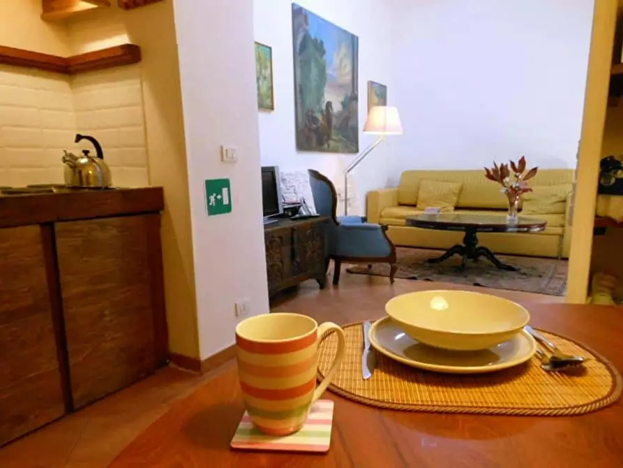 Immagine 9 di Appartamento in affitto  in Via Giulia a Roma