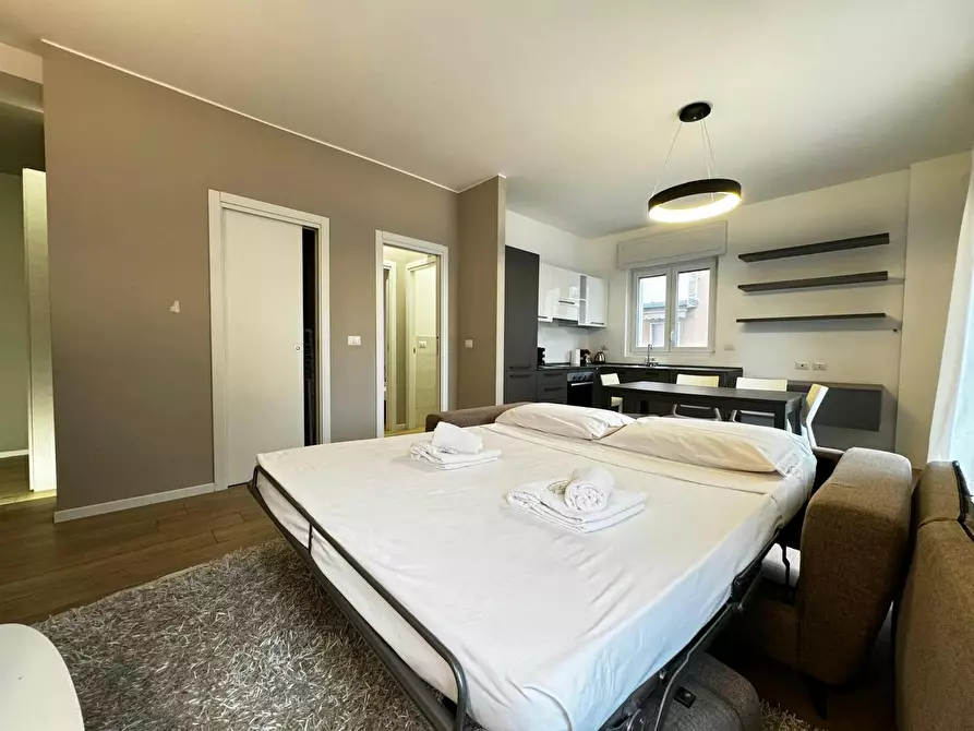 Immagine 5 di Appartamento in affitto  in Via Angelo Inganni a Milano