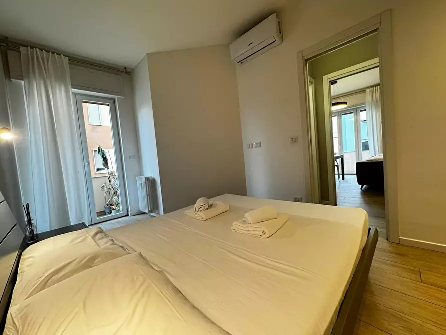 Immagine 2 di Appartamento in affitto  in Via Angelo Inganni a Milano