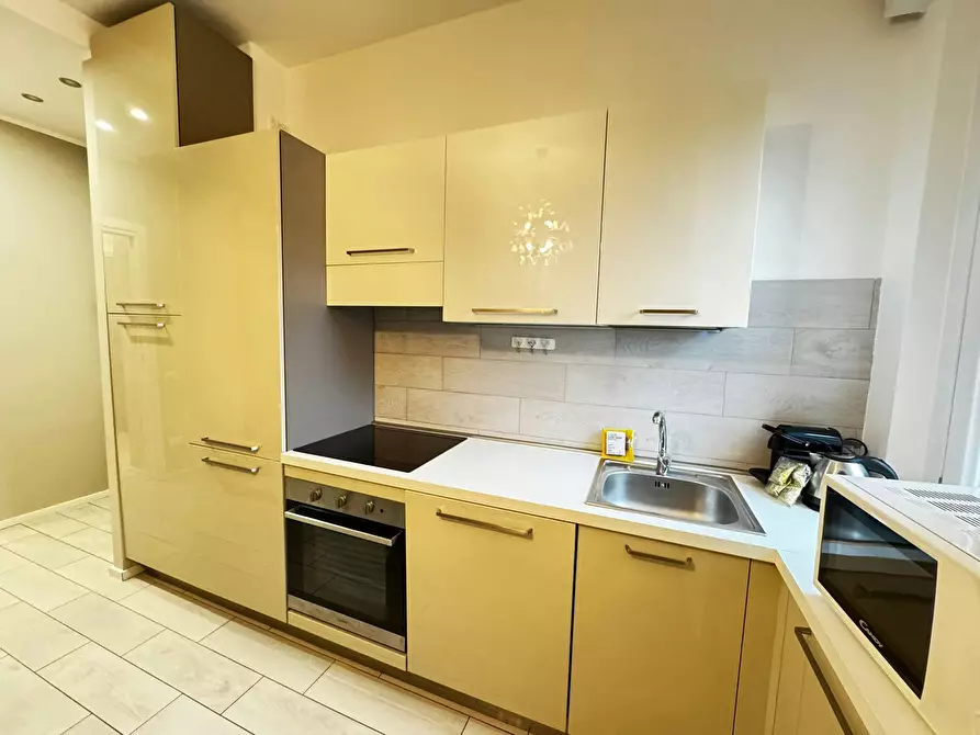 Immagine 8 di Appartamento in affitto  in Via degli Astri a Milano