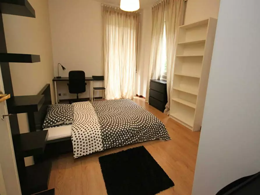 Immagine 8 di Camera in affitto  in Via Raffaello Bertieri a Milano