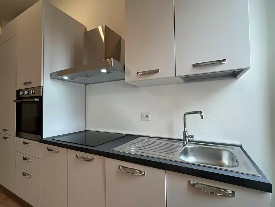 Immagine 6 di Appartamento in affitto  in Via Sofonisba Anguissola a Milano