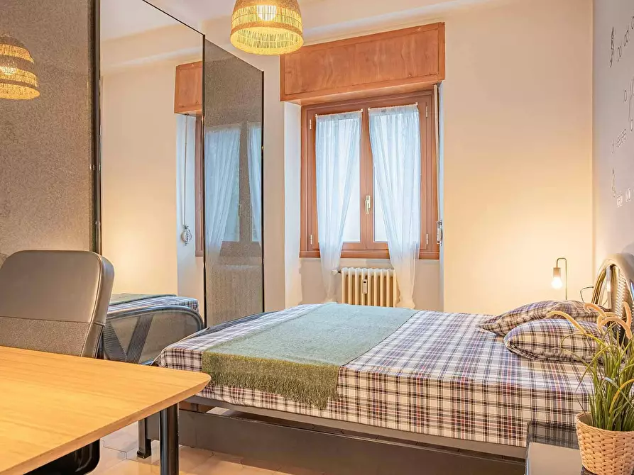 Immagine 1 di Camera in affitto  in Via Filippo Sassetti a Milano