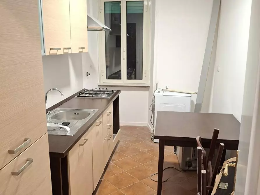 Immagine 8 di Camera in affitto  in Via Ivrea a Roma