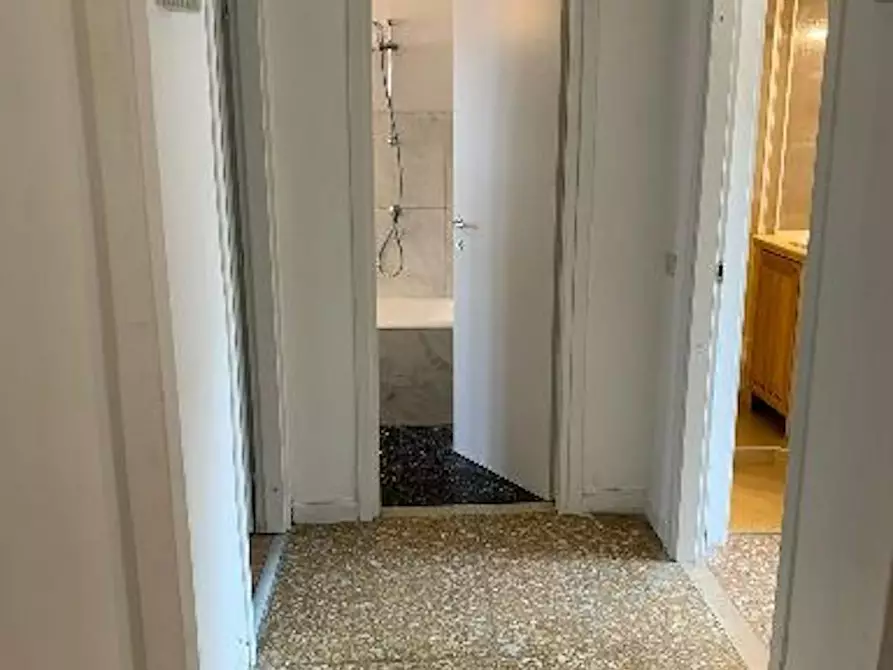 Immagine 8 di Camera in affitto  in Via dei Campi Flegrei a Roma